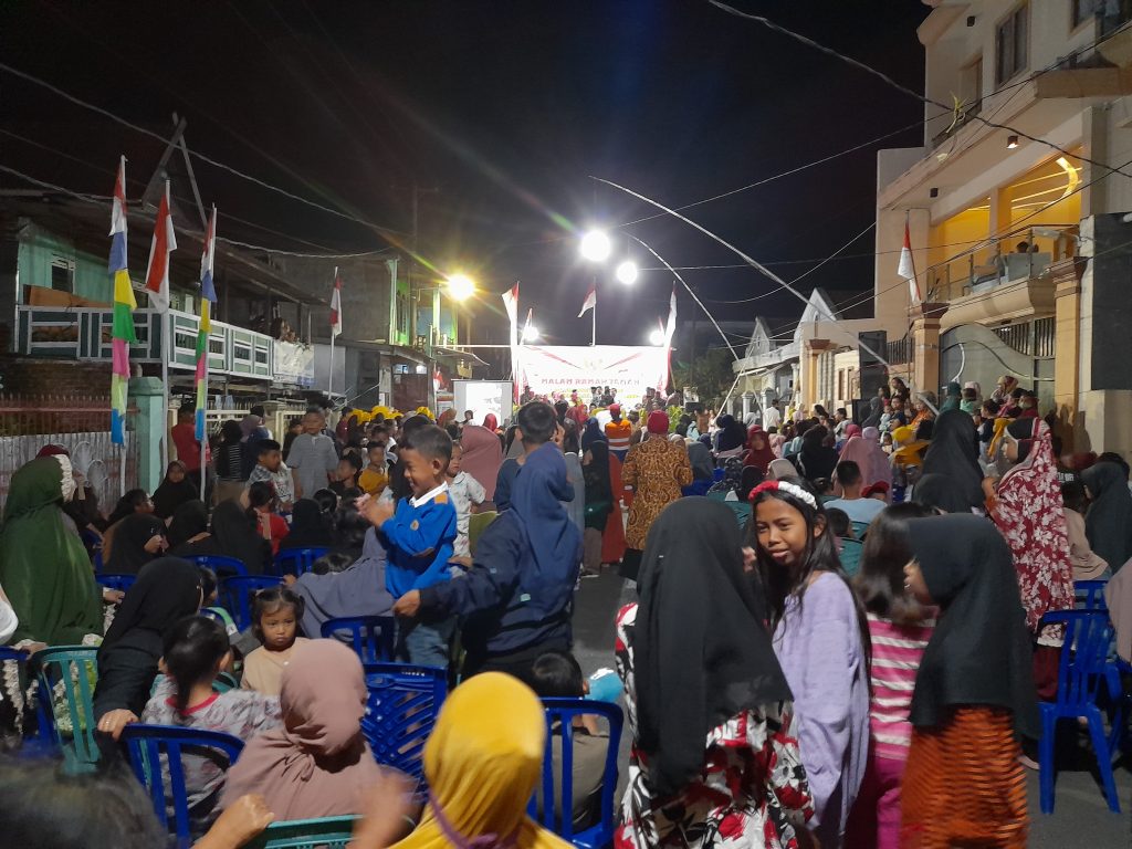 Camat Tamalanrea Hadiri Pesta Rakyat HUT RI Ke 78 Kelurahan Kapasa Raya