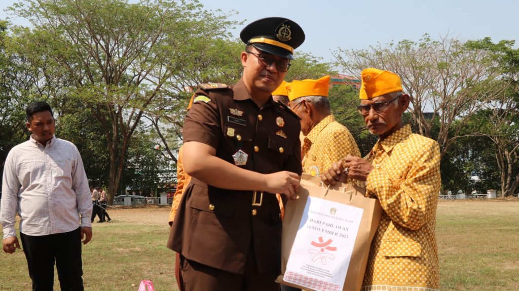 Kapolres Wajo Pimpin Upacara Peringatan Hari Pahlawan Nasional ke-78