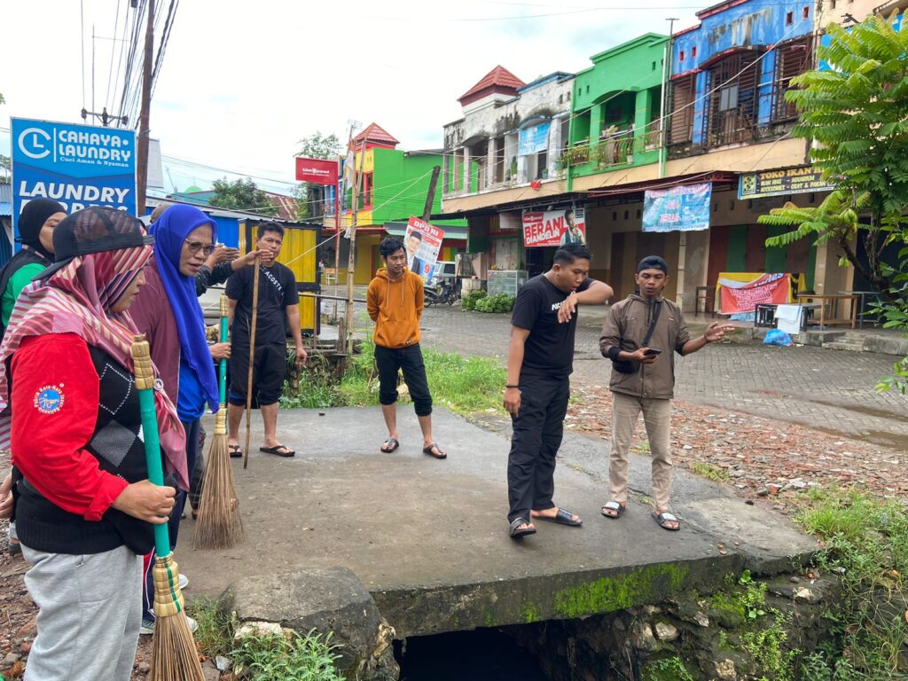 Lurah Sudiang Raya Pimpin Kerja Bakti Sabtu Bersih