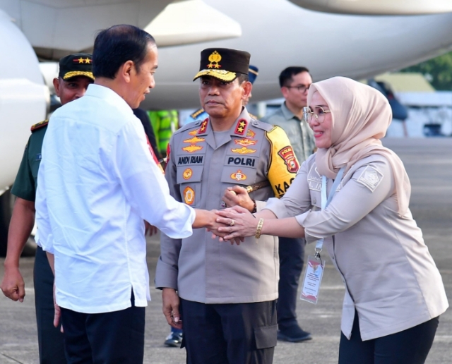 Ketua DPRD Sulsel Bersama Forkopimda Sambut Kedatangan Presiden Jokowi