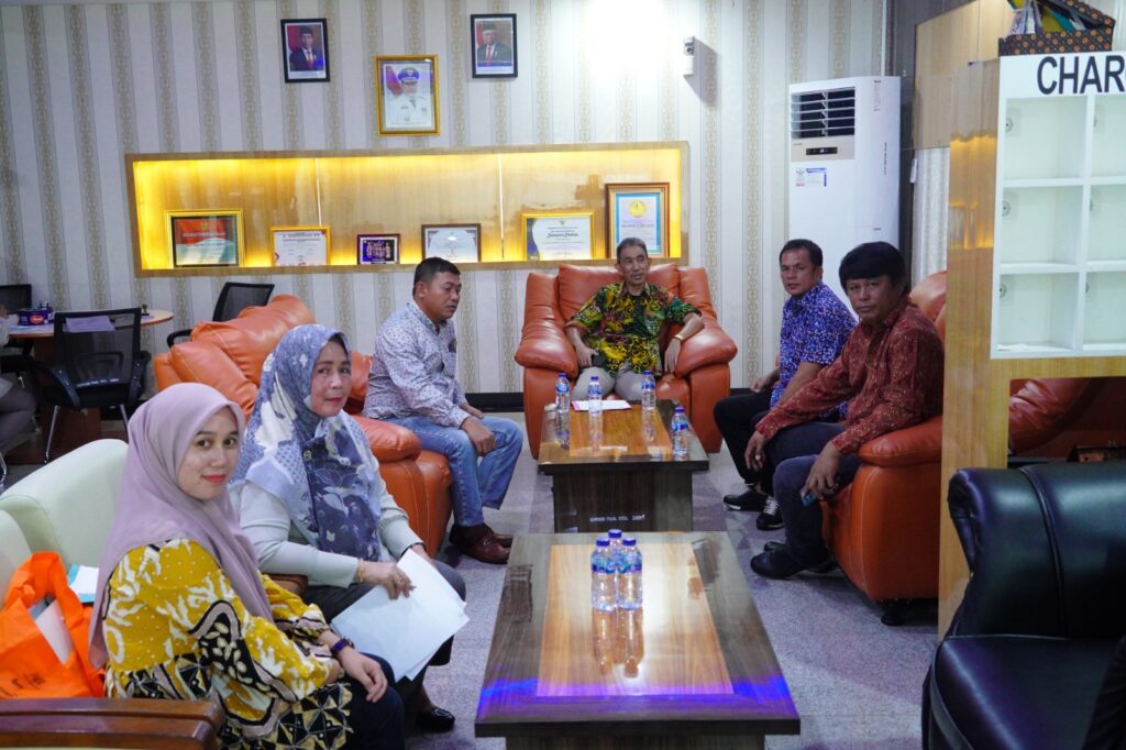 Sekertariat DPRD Sulsel Terima Kunker Anggota DPRD Luwu Timur