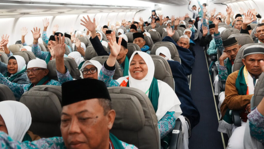 Kemenag Rilis Jadwal Pemberangkatan & Pemulangan Jamaah Haji 1445 H/2024 M