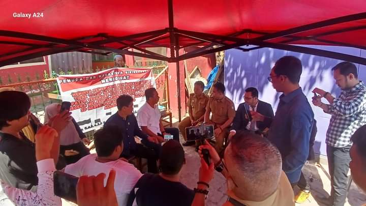 Dua Anggota DPRD Kota Makassar Hadiri Mediasi Polemik Kepemilikan Lahan Bangunan SD Pajjaiang