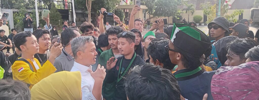 DPRD Sulsel Terima Aspirasi Unjuk Rasa Tolak Pengesahan Revisi UU Pilkada