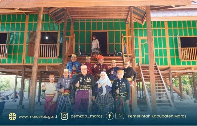 Bupati Maros Resmikan Rumah Adat Saoraja Karaeng Loe ri Pakere