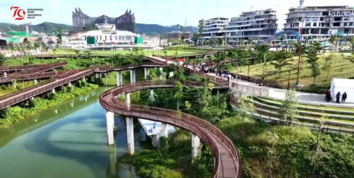 Presiden Jokowi Resmikan Plaza Seremoni Sumbu Kebangsaan IKN