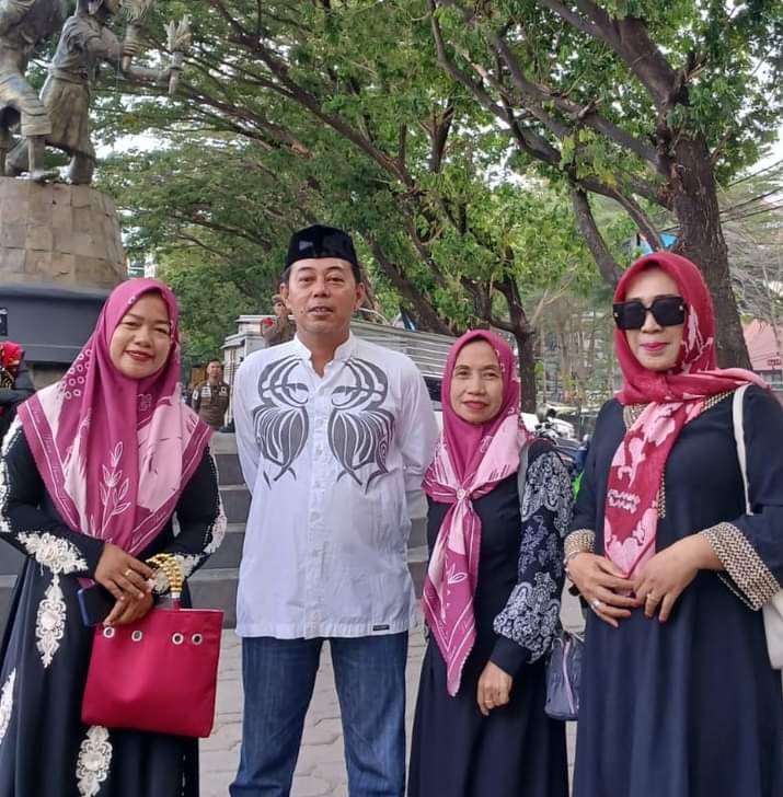 Camat Biringkanaya Ikut Shalat Subuh Berjamaah di Anjungan City of Makassar