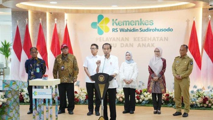 Presiden Jokowi Resmikan Gedung Pelayanan Kesehatan Ibu dan Anak RS Wahidin Sudirohusodo Makassar