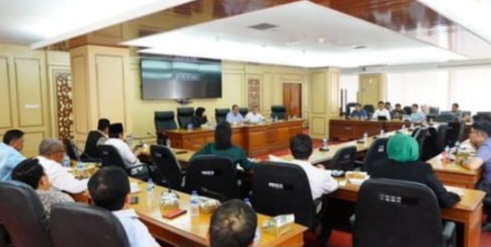 Wakil Ketua DPRD Sulsel Pimpin Rapat Banggar