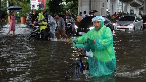 Banjir Kepung Kota Makassar