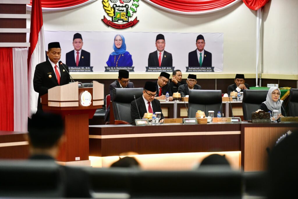 Pj Gubernur Prof Fadjry Hadiri Penetapan Andi Sudirman – Fatmawati Rusdi Sebagai Gubernur dan Wakil Gubernur Sulsel Terpilih