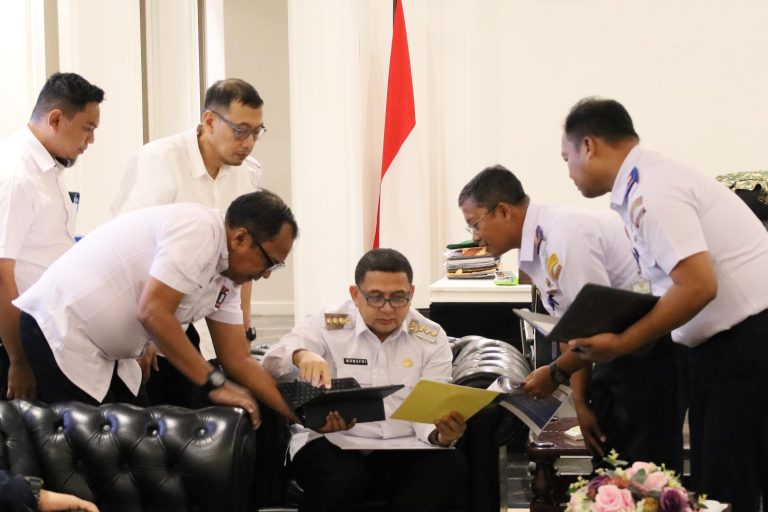 Walikota Makassar dan Direktur PIP Makassar Bertemu, Bahas Pemanfaatan Lahan, Termasuk Rencana Pembangunan Stadion di Untia