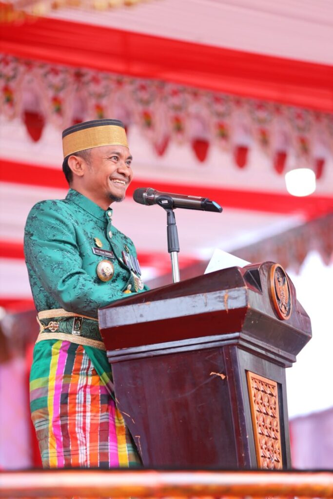 Gubernur Sulsel Hadiri Puncak Hari Jadi Bone Ke 695