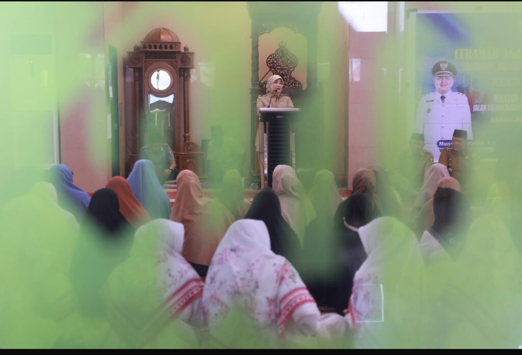Buka Kegiatan Ceramah Agama, Aliyah Sampaikan Pentingnya Kesiapan Spiritual Lansia