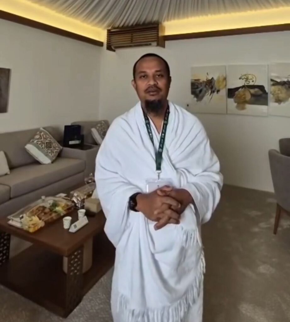 Dari Tanah Suci Mekkah, Gubernur Andi Sudirman Ajak Masyarakat Berkurban