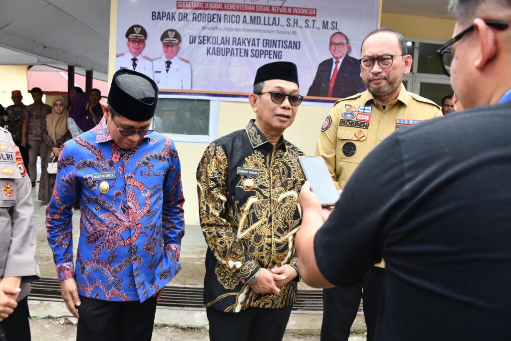 Bupati Soppeng Dampingi Sekjen Kemensos RI Tinjau Kesiapan Pembangunan Sekolah Rakyat