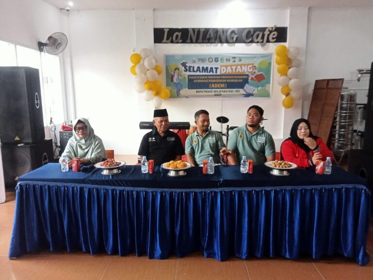 Penyambutan dan Penyerahan Peserta Didik Penerima Program Beasiswa Afirmasi pendidikan menengah ADEM Repatriasi Wilayah Sulsel 2025 di Sekolah Laniang Makassar