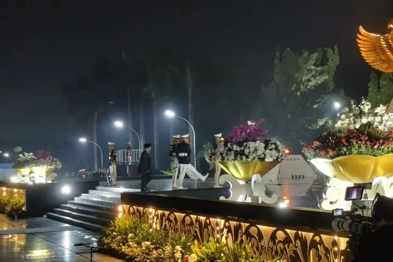 Presiden Prabowo Pimpin Ziarah Nasional dan Renungan Suci di TMP Kalibata Jakarta