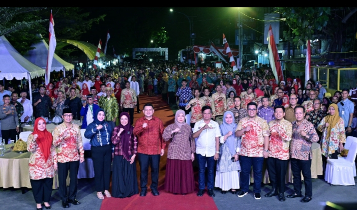 Camat Mariso Sambut Hangat Munafri-Aliyah di Pesta Rakyat Kecamatan Mariso