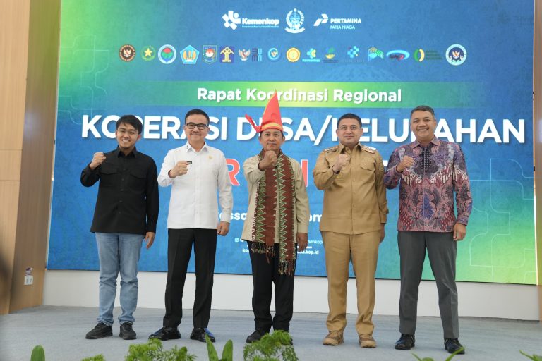 Wali Kota Makassar Munafri Dampingi Sekretaris Kemenkop Buka Rakor Operasionalisasi Kopdes Merah Putih