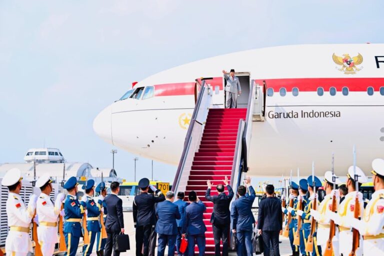 Presiden Prabowo Kembali ke Tanah Air Usai Rangkaian Kunjungan Kerja di Tiongkok