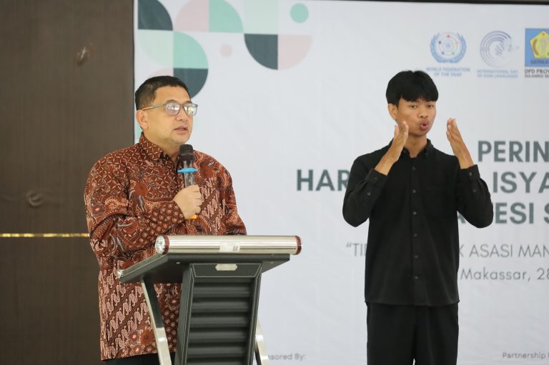 Hadiri Hari Bahasa Isyarat Internasional, Wali Kota Munafri Tegaskan Ini