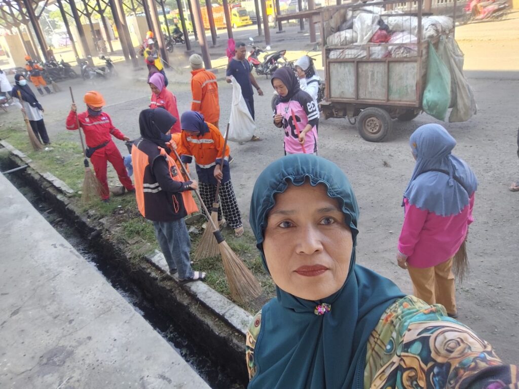 Lurah Daya : Jumat Bersih Wujud Konkret Tingkatkan Kebersihan Wilayah