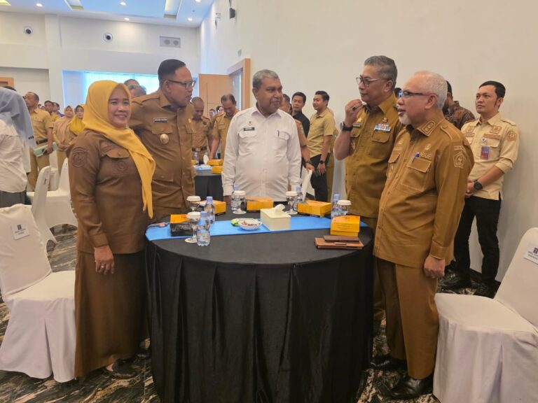 Pemkab Bantaeng Raih Penghargaan Posbankum 100%