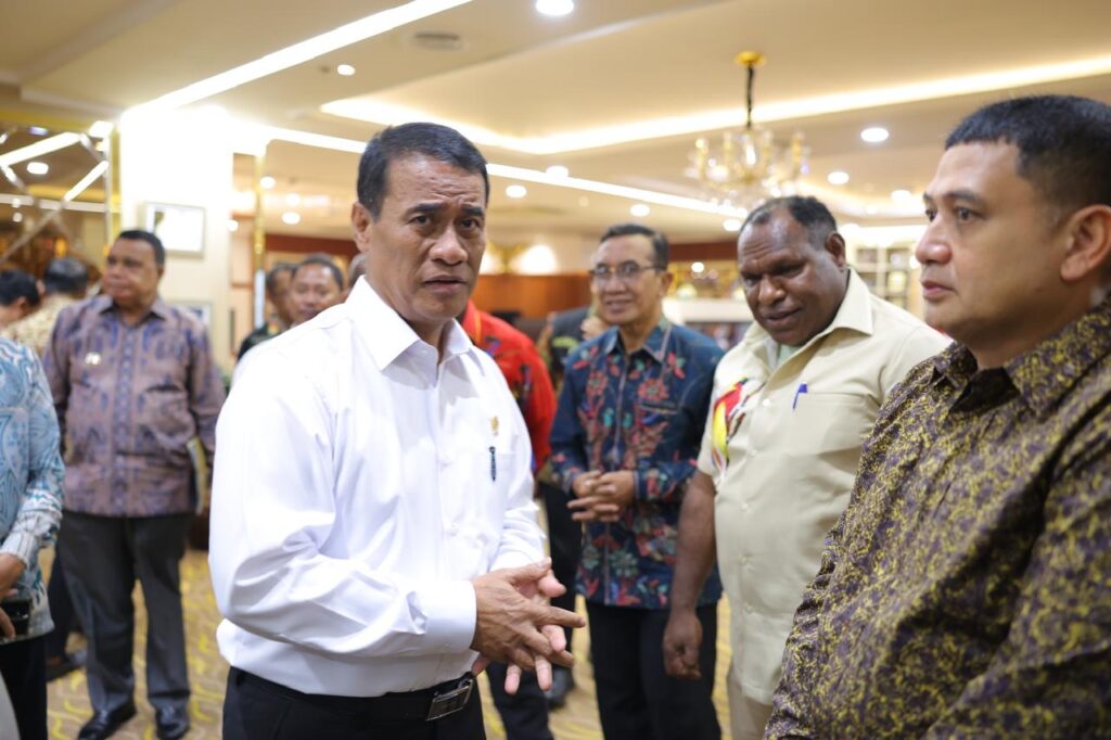 Wali Kota Makassar Munafri Inisiasi Program Rumah Kaca Perkotaan