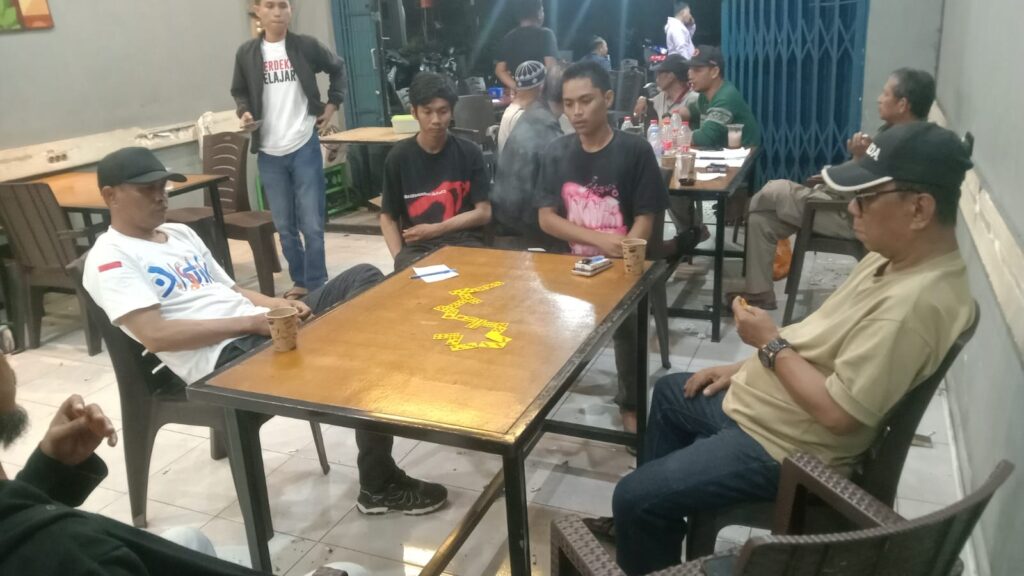 LMD Sport Makassar Helat Liga Mini Domino di Warkop WIM, Pansangan Sukri – HDTayang Rengkuh Juara I