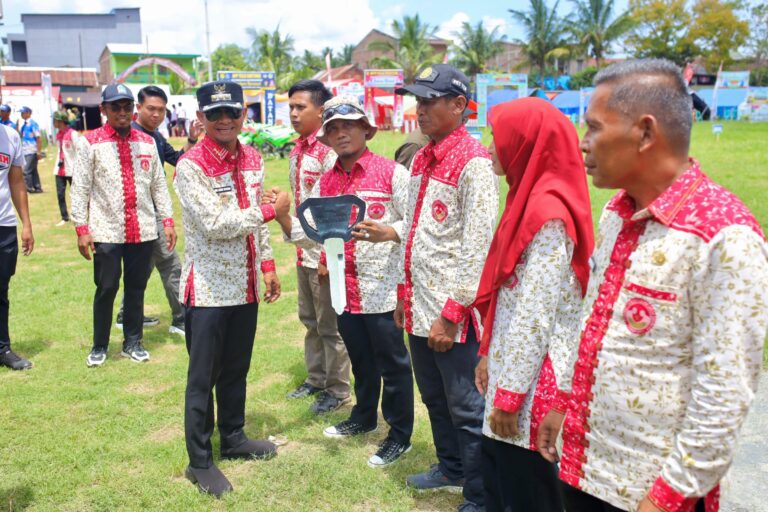 Bupati Bone Buka Jambore BerAmal Petani dan Penyuluh Pertanian 2025