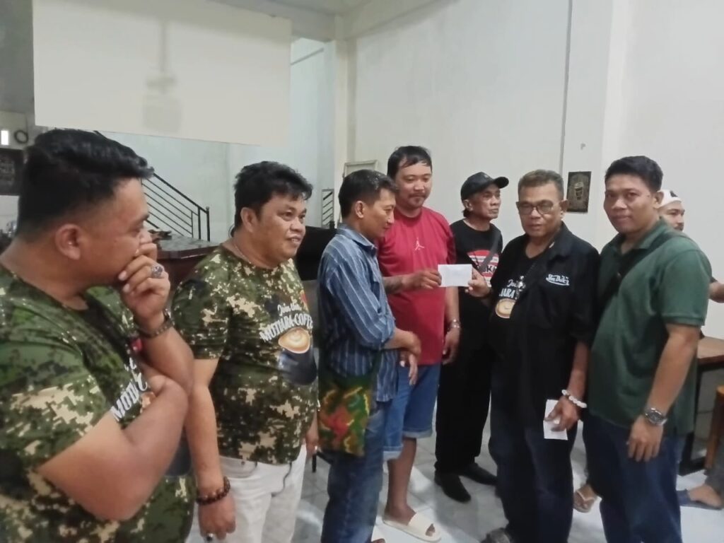 Abah Yusuf dan Daeng Tompo Sponsori Turnamen Domino Silaturrahim LMD Sport Makassar di Warkop Mutiara