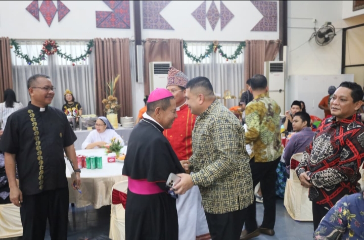 Hadiri Open House Nataru, Munafri Ajak Masyarakat Jaga Toleransi Antarumat Beragama