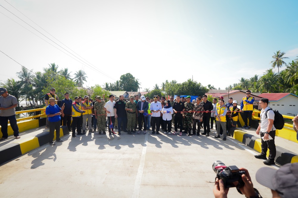 Gubernur Sulsel Resmikan Jembatan Sungai Balampangi