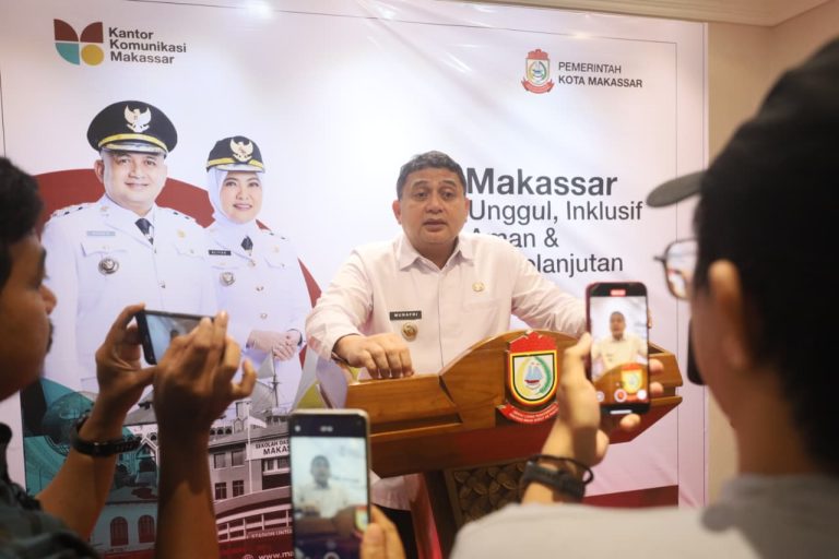 Cuaca Ekstrem, Wali Kota Makassar Munafri Ingatkan Warga Tetap Waspada Saat Beraktivitas di Luar Rumah