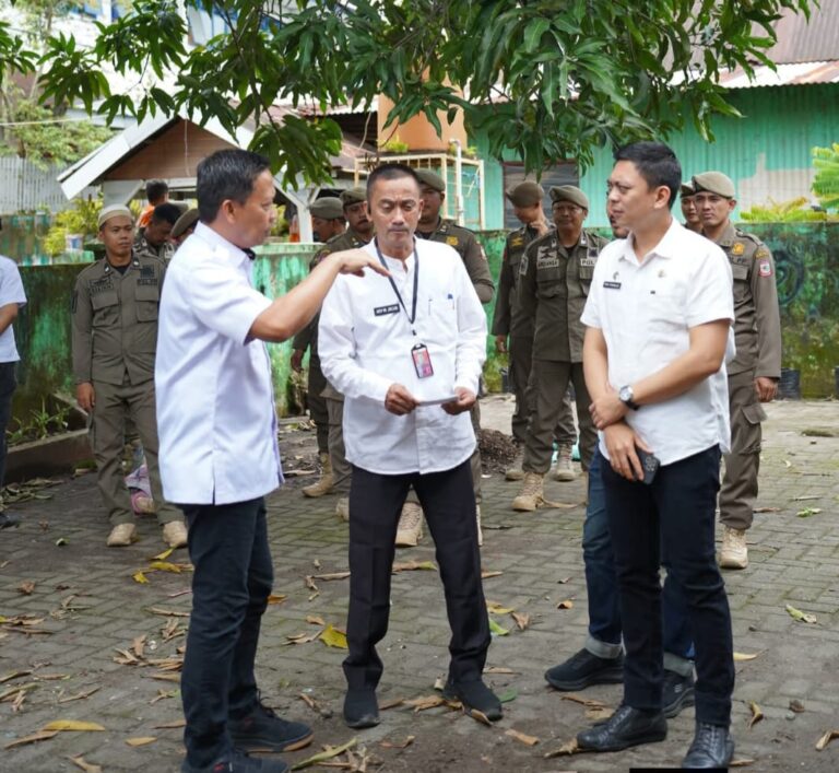 Camat Biringkanaya Tinjau Aset Pemkot di Belakang Pasar Daya