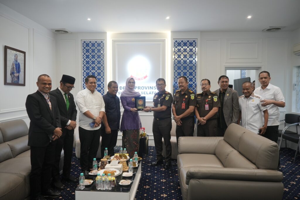 Kajati Sulsel Didik Farkhan Silaturahmi ke Pimpinan DPRD Sulsel