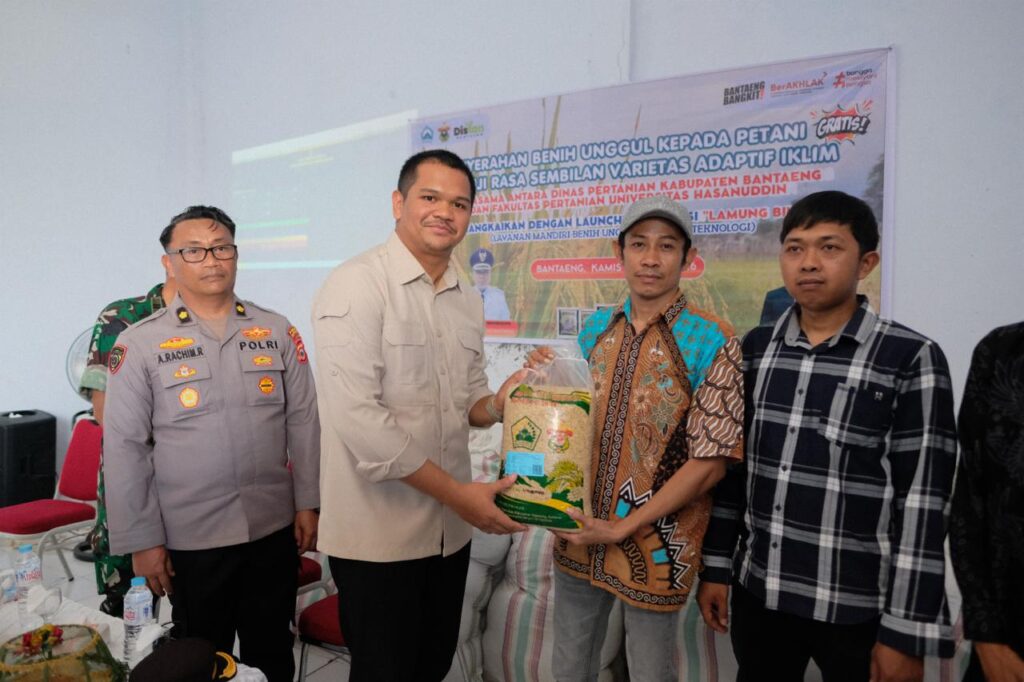 Pemkab Bantaeng Perkuat Ketahanan Pangan Lewat Distribusi Benih Unggul