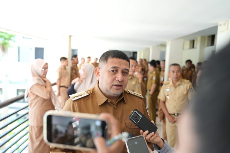 Wali Kota Makassar Munafri Minta Camat dan Lurah Serius Jaga Kebersihan Kota