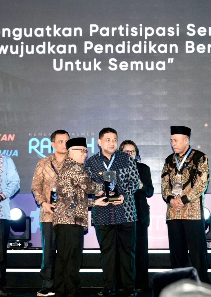 Makassar Raih Penghargaan Hardiknas 2026, Munafri Tegas Sampaikan Ini
