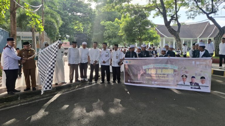 Sambut Tahun Baru Islam 1448 H, Wabup Bantaeng Lepas Peserta Pawai Hijraturrasul