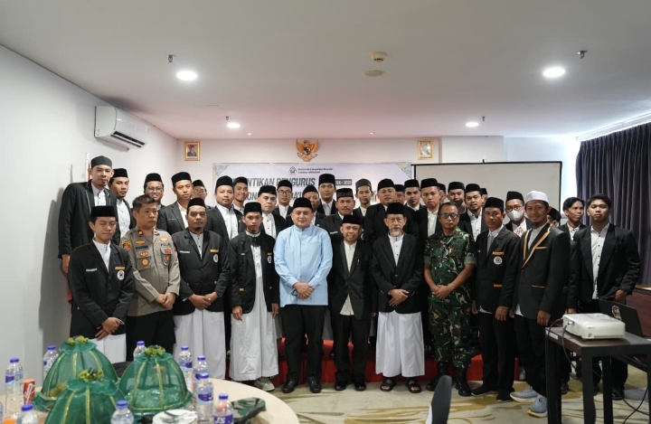 Hadiri Pelantikan Pengurus IKDA Cabang Makassar, Munafri Minta DAI Perkuat Pencerahan Agama
