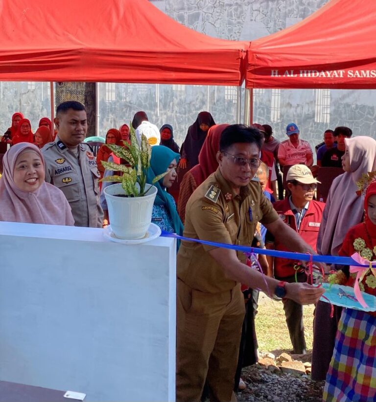 Lurah Katimbang Resmikan Posyandu Bougenville II Rw 2 NHP