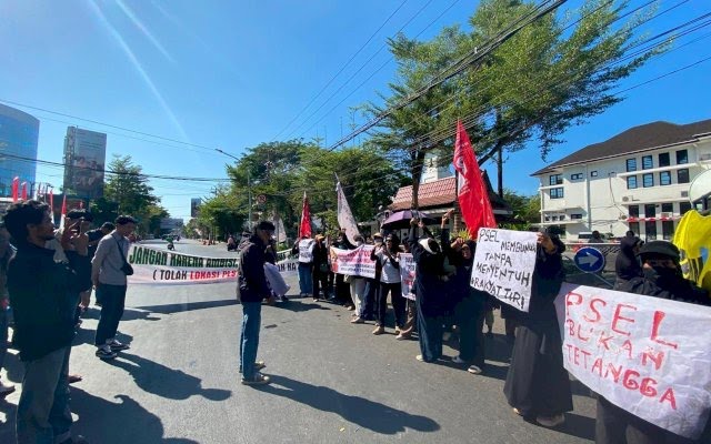 Ratusan Warga Tamalanrea Desak Relokasi Proyek PSEL
