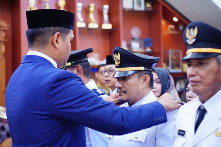 Bupati Lantik 19 Pejabat Lingkup Pemkab Bantaeng