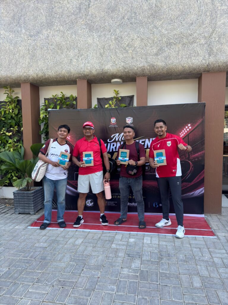 RT dan RW Bulurokeng Kompak Gelar Mini Tournament Padel
