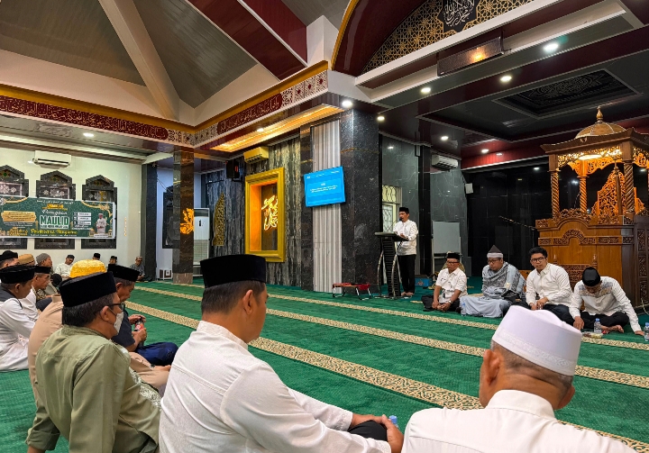 Camat Tamalanrea Hadiri Maulid di Masjid Jami Al Muamalah BTP
