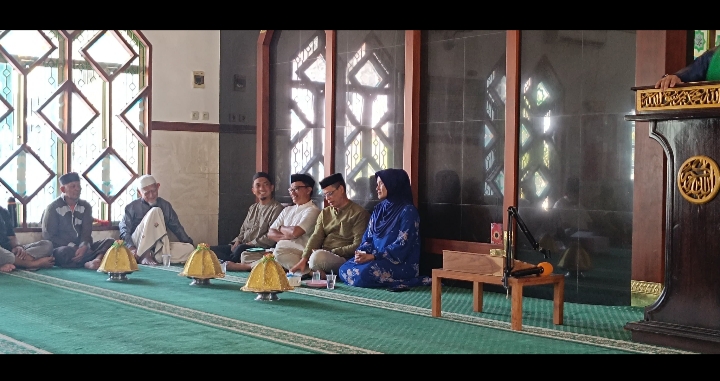 Sekcam Tamalanrea Hadiri Maulid Nabi di Masjid Dakhwatul Khair Kelurahan Buntusu