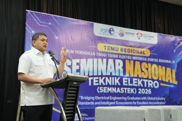 Munafri Tantang Mahasiswa Elektro Bawa Konsep Teknologi Modern Terapkan di Makassar