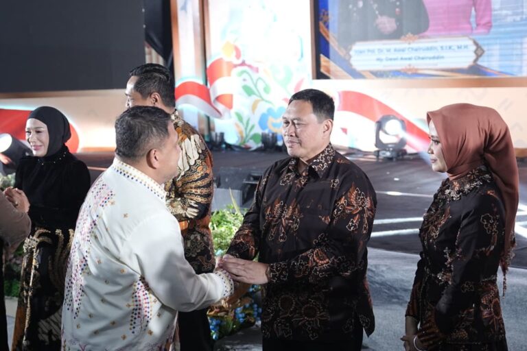 Wali Kota Makassar Munafri Hadiri Kenal Pamit Kapolda Sulsel